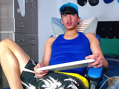 Snapshot of Lyam_Russo chatting on 3, 3, 2026 Lyam Russo online show from 3, 3, 2026