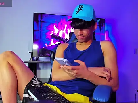 Lyam Russo online show from 11, 3, 2026