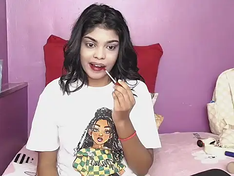 Snapshot of indianicon23 chatting on 24, 4, 2026 indianicon23 online show from 24, 4, 2026