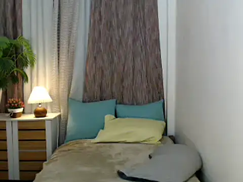 Snapshot of sweet_athena010 chatting on 8, 6, 2026 sweet athena010 online show from 8, 6, 2026