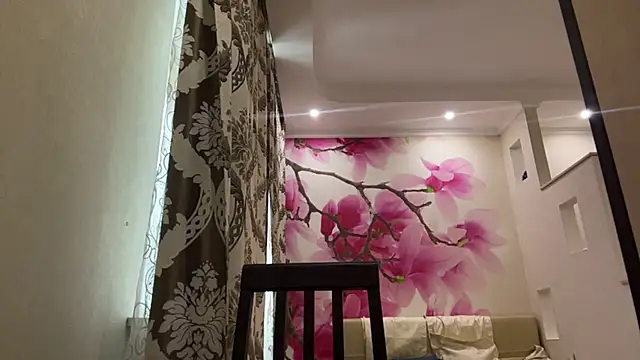 Snapshot of MaeRaads chatting on 28, 2, 2026 MaeRaads online show from 28, 2, 2026