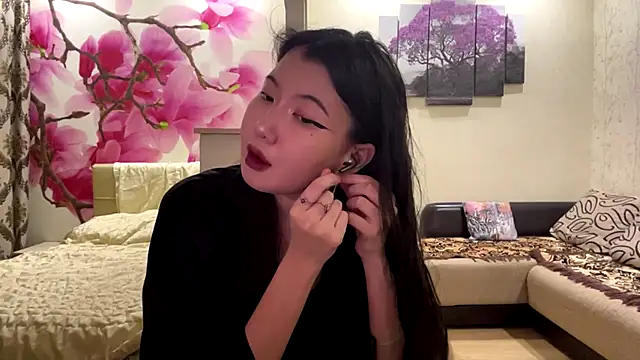 MaeRaads online show from 1, 4, 2026