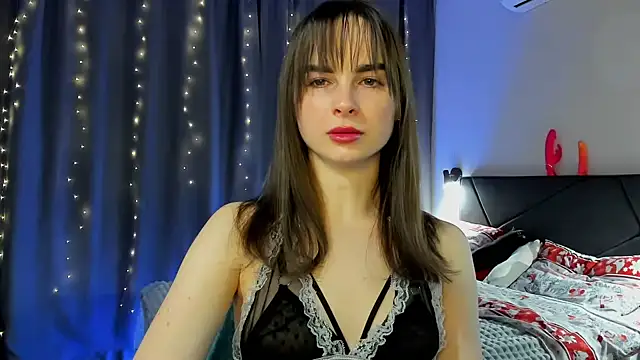 megann fox2 online show from 19, 2, 2026