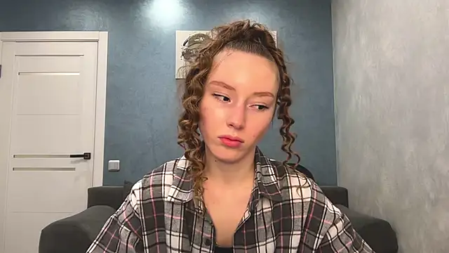 Anna Kare online show from 16, 2, 2026