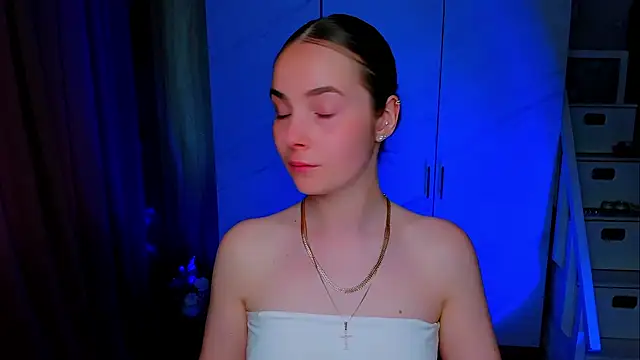 Maddy Wood  online show from 10, 6, 2026