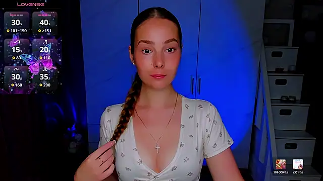 Maddy Wood  online show from 3, 7, 2026