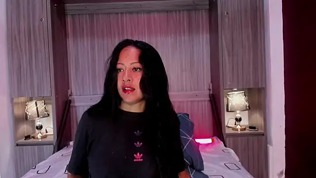 AllieBennet online show from 12, 4, 2026