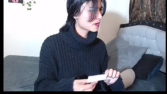 Lili  Clan online show from 23, 5, 2026