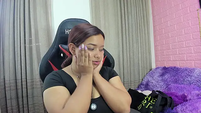 Sienna Lux01 online show from 26, 2, 2026