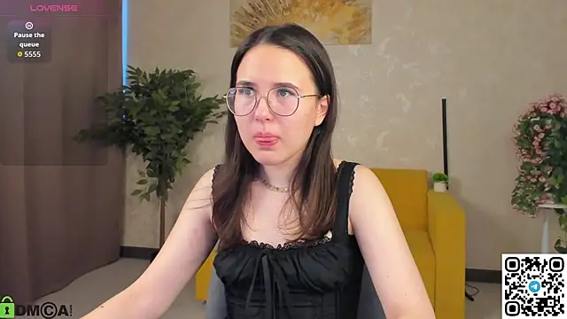 leylamirage online show from 30, 3, 2026