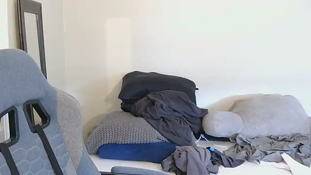 Snapshot of nigeleros chatting on 19, 2, 2026 nigeleros online show from 19, 2, 2026