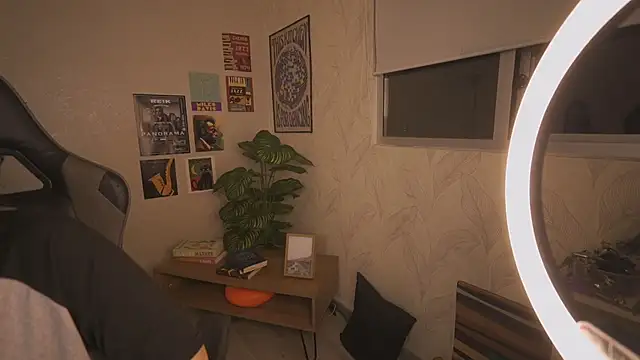 violette clerk1  online show from 20, 2, 2026