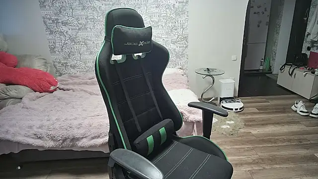 SlankyMic online show from 18, 4, 2026