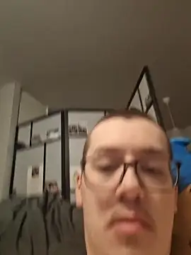 Snapshot of zataeidhagen chatting on 18, 2, 2026 zataeidhagen online show from 18, 2, 2026