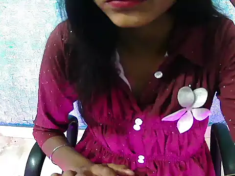 Snapshot of Hotsurbhi chatting on 12, 4, 2026 Hotsurbhi online show from 12, 4, 2026