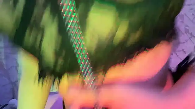 AmaliaJess online show from 10, 4, 2026