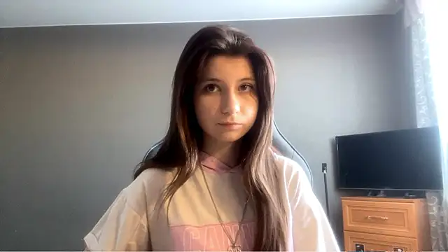 Snapshot of LunnaBliss chatting on 17, 2, 2026 LunnaBliss online show from 17, 2, 2026