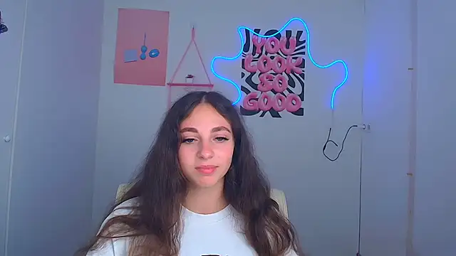 KissMeJulia online show from 10, 7, 2026