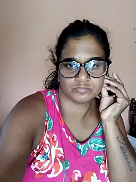 indianstrawberrylips4u online show from 8, 3, 2026