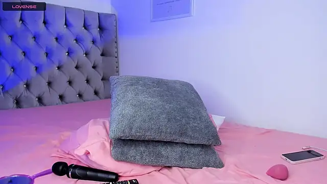 eva cutee  online show from 2, 4, 2026