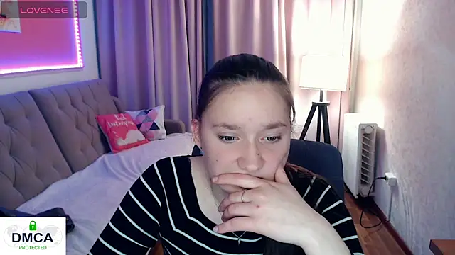 Sparkling Starlet67 online show from 18, 4, 2026