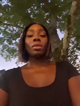 ZarahFerreira online show from 17, 3, 2026