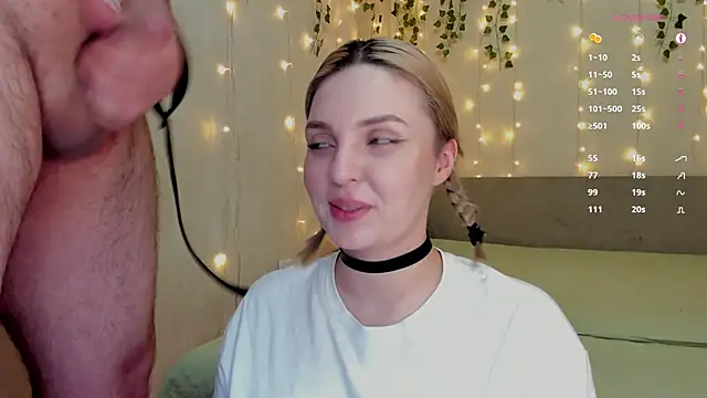 Snapshot of creampiiee chatting on 3, 5, 2026 creampiiee online show from 3, 5, 2026