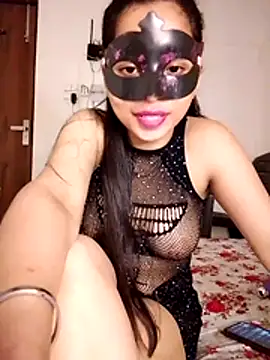 Snapshot of cute_girl_29 chatting on 18, 7, 2026 cute girl 29 online show from 18, 7, 2026