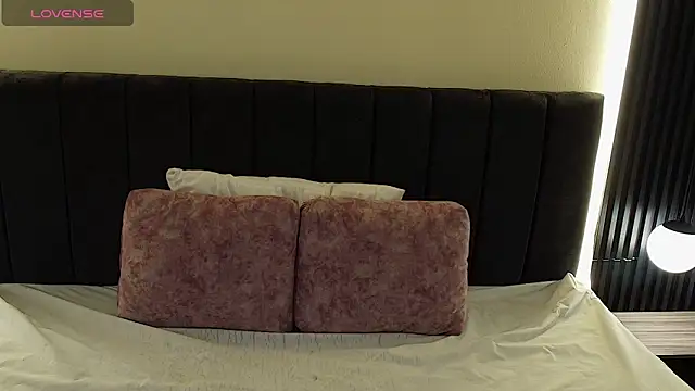 Snapshot of MoriahStorm chatting on 15, 4, 2026 MoriahStorm online show from 15, 4, 2026