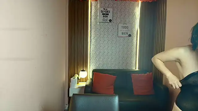 Snapshot of MoriahStorm chatting on 1, 7, 2026 MoriahStorm online show from 1, 7, 2026