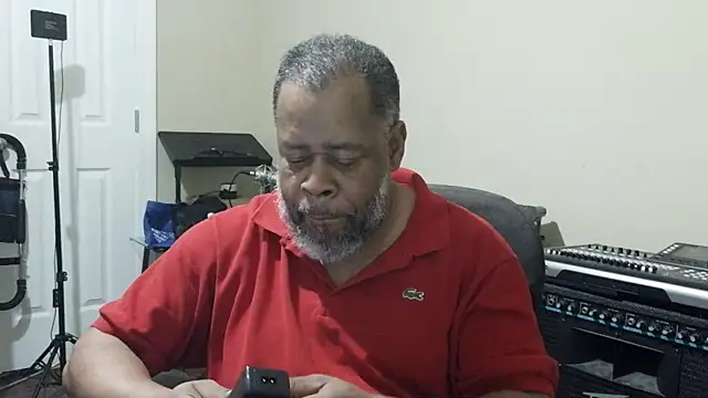 Cleozevo1961 online show from 14, 4, 2026