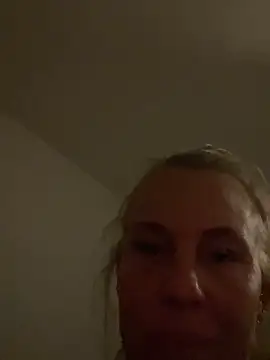 nastyblondemilf online show from 19, 2, 2026