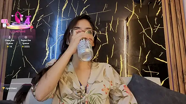 Carolina pm online show from 15, 4, 2026