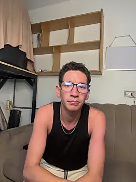 Snapshot of Latingonx chatting on 18, 2, 2026 Latingonx online show from 18, 2, 2026