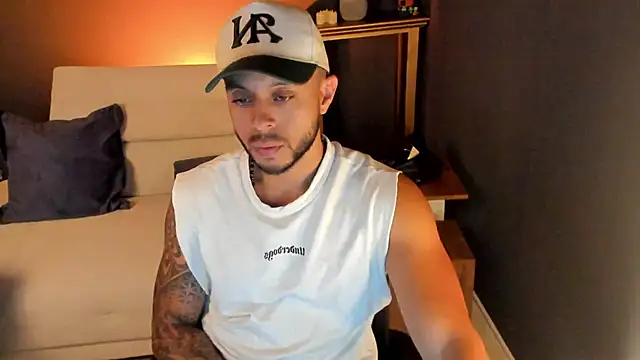 Daniel kingx online show from 13, 4, 2026