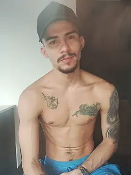 SharonTygaX online show from 15, 4, 2026