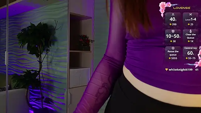 Tiny BunnyX online show from 3, 3, 2026