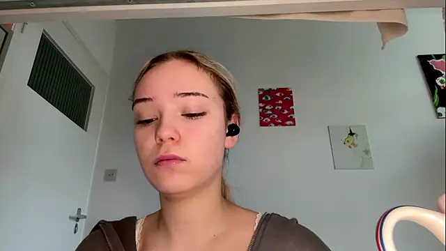 Snapshot of SourMidday chatting on 27, 2, 2026 SourMidday online show from 27, 2, 2026