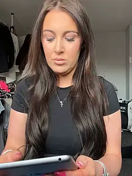 PinkVelvetx online show from 10, 4, 2026