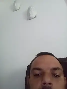 Snapshot of morenitoymorena chatting on 3, 5, 2026 morenitoymorena online show from 3, 5, 2026