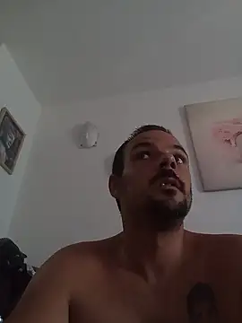 Snapshot of morenitoymorena chatting on 11, 7, 2026 morenitoymorena online show from 11, 7, 2026