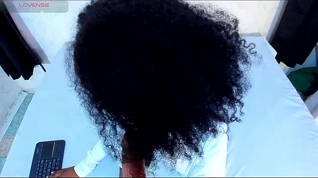 Snapshot of TAYRA_CASTLE chatting on 19, 5, 2026 TAYRA CASTLE online show from 19, 5, 2026