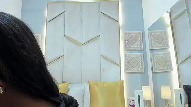 Snapshot of KarinaaCoxx chatting on 3, 5, 2026 KarinaaCoxx online show from 3, 5, 2026