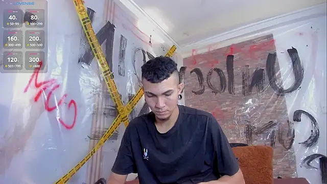 Logan and Reachel online show from 14, 3, 2026