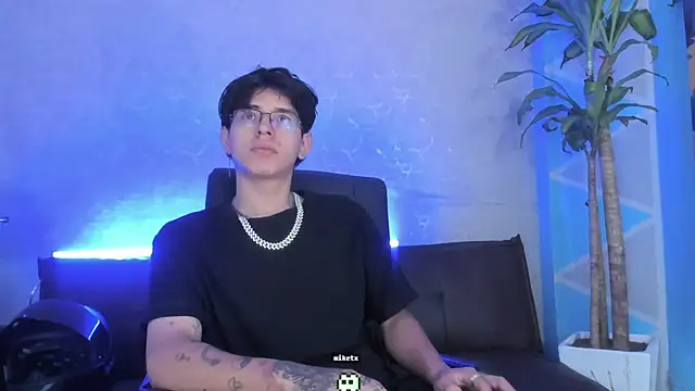 Angel scott2 online show from 24, 2, 2026