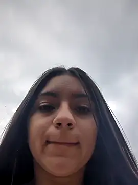 DulceCaroX online show from 9, 4, 2026