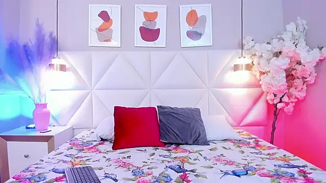 Snapshot of Kitty__444 chatting on 23, 2, 2026 Kitty 444 online show from 23, 2, 2026