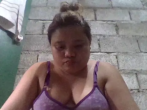Snapshot of sweetlyn31 chatting on 21, 7, 2026 sweetlyn31 online show from 21, 7, 2026
