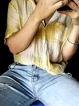 ngocbao11 online show from 13, 4, 2026