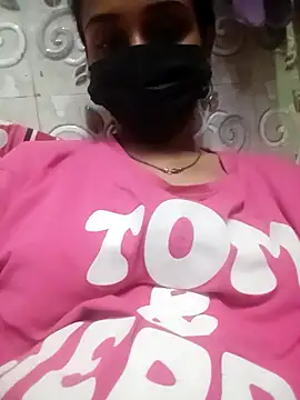 Snapshot of Vandana122 chatting on 6, 5, 2026 Vandana122 online show from 6, 5, 2026